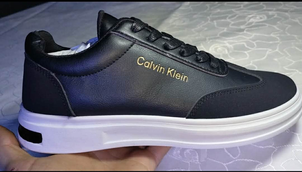 حداء Calvin Klein رجالي تصميم راقي وراحة عالية